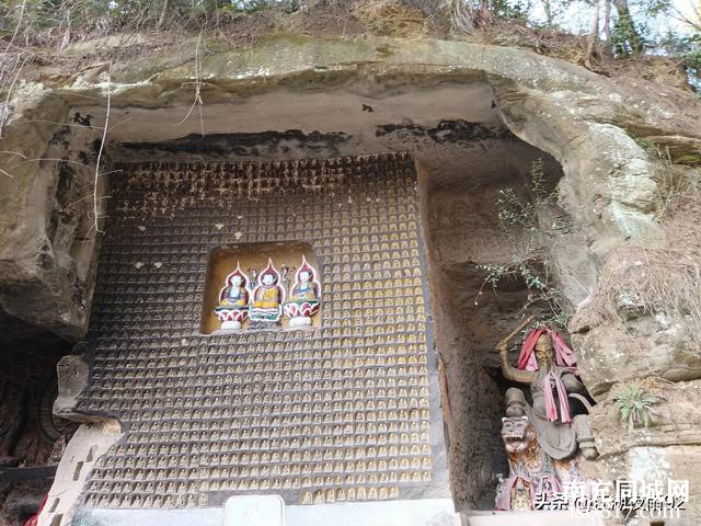 四川营山太蓬发现唐宋摩崖石刻多处，有安禄山题龛和贵妃墓-4.jpg